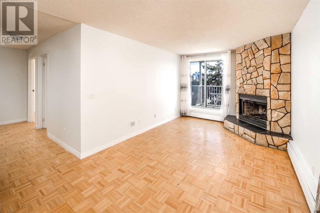 Single Family House for Sale in    Avenue SW Bankview Calgary 