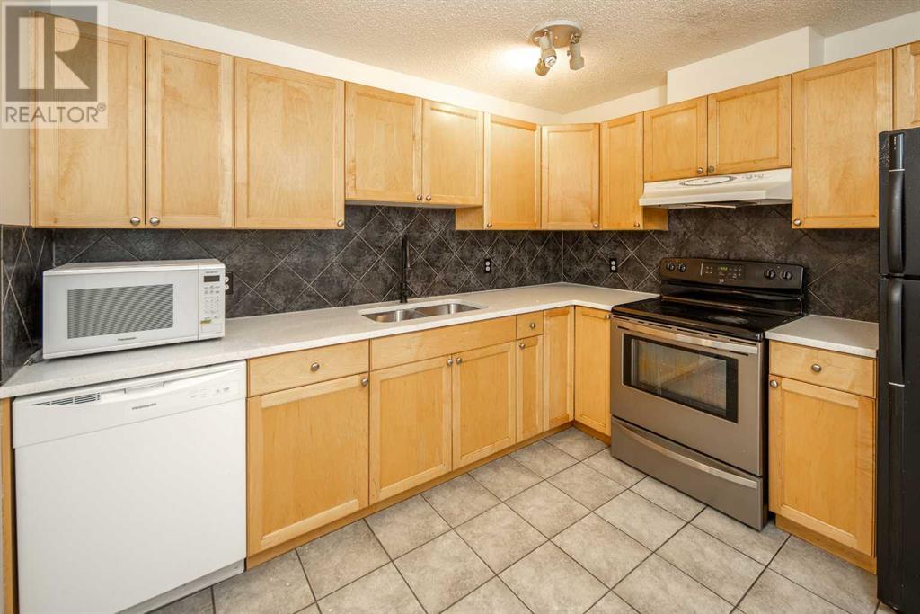 Single Family House for Sale in    Avenue SW Bankview Calgary 