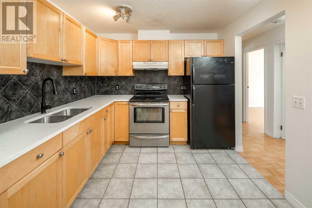 Single Family House for Sale in    Avenue SW Bankview Calgary 