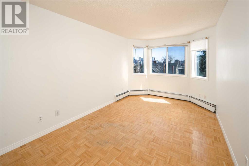 Single Family House for Sale in    Avenue SW Bankview Calgary 