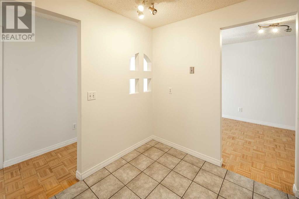 Single Family House for Sale in    Avenue SW Bankview Calgary 