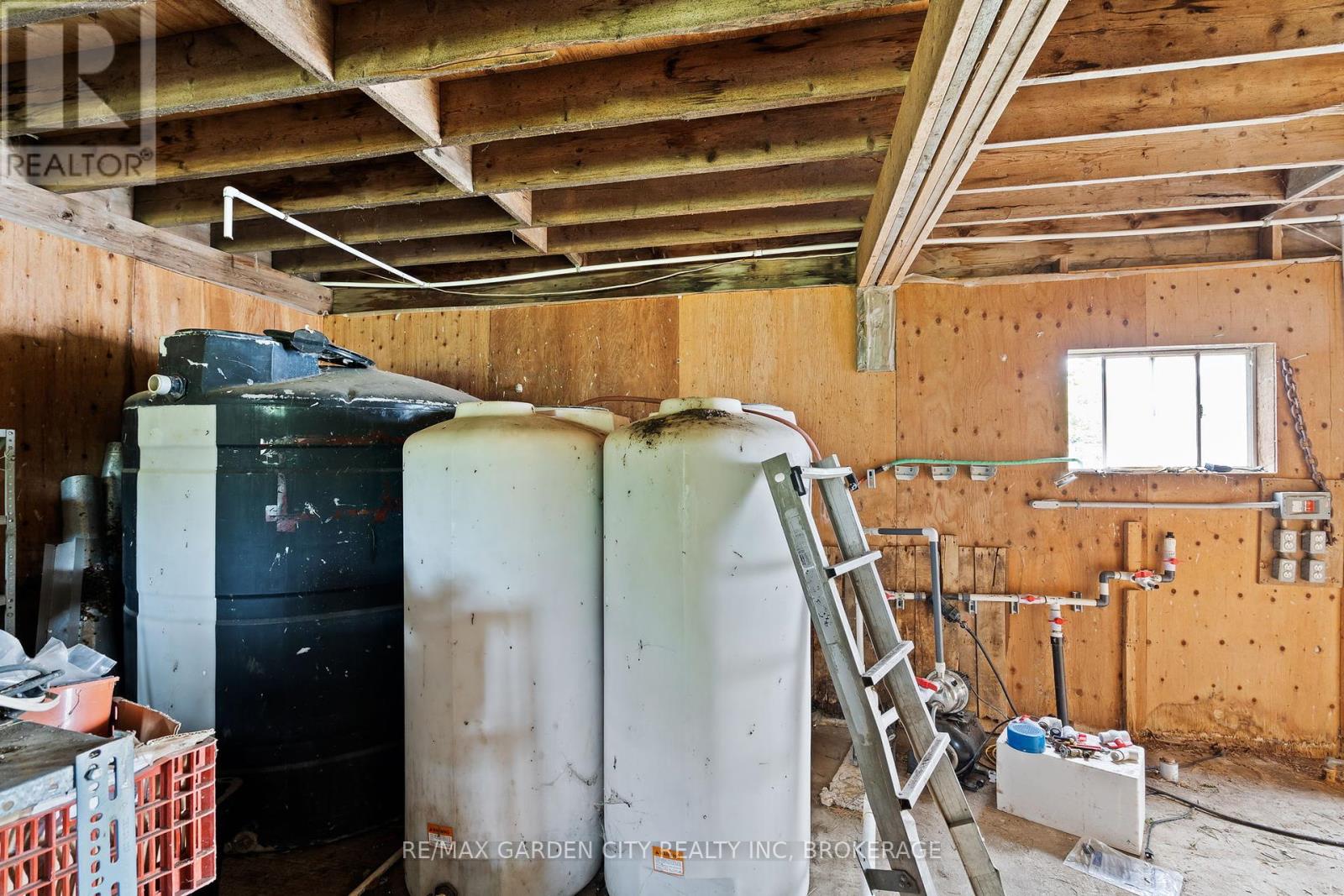 Photo 7 of 53825 Zion Road, Wainfleet ON