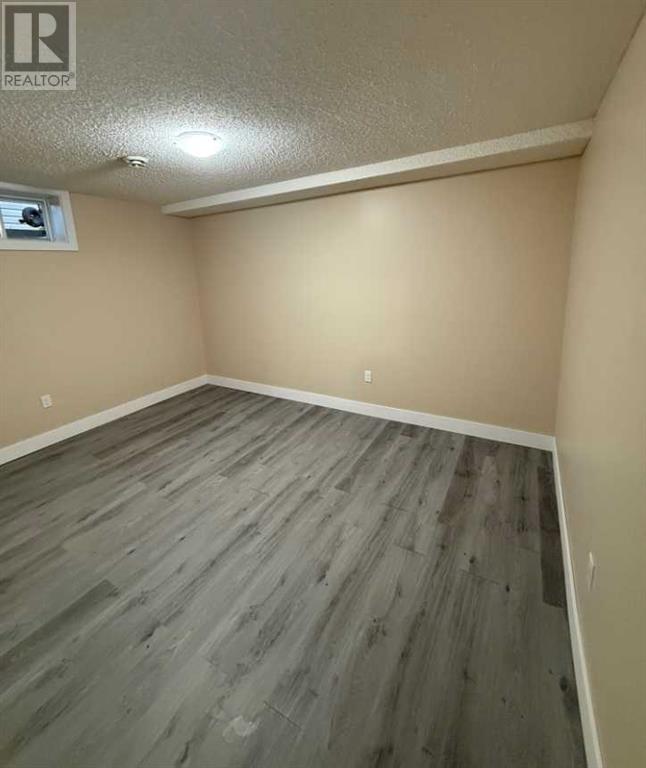 Single Family House Bungalow for Sale in  Whitman Place NE Whitehorn Calgary 