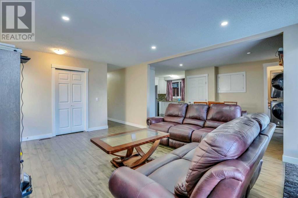 Single Family House Bungalow for Sale in  Whitman Place NE Whitehorn Calgary 