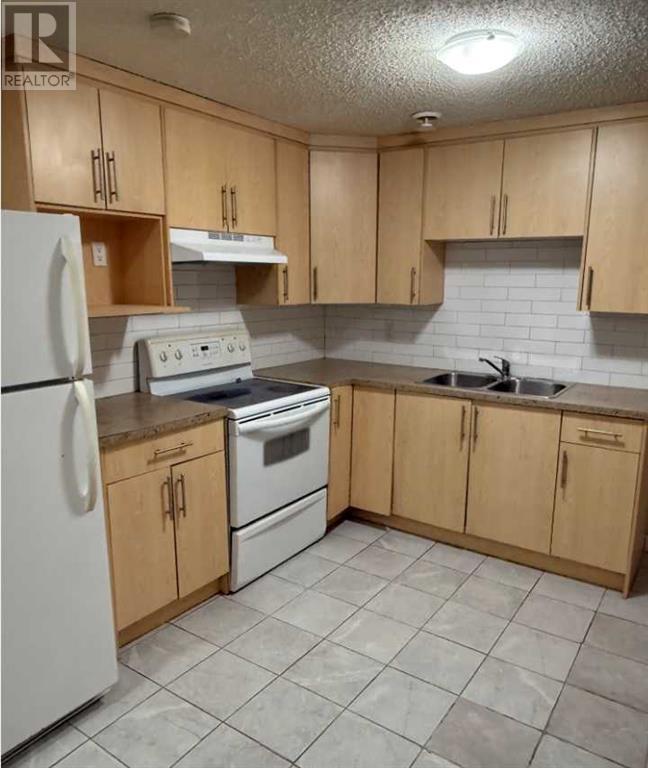 Single Family House Bungalow for Sale in  Whitman Place NE Whitehorn Calgary 
