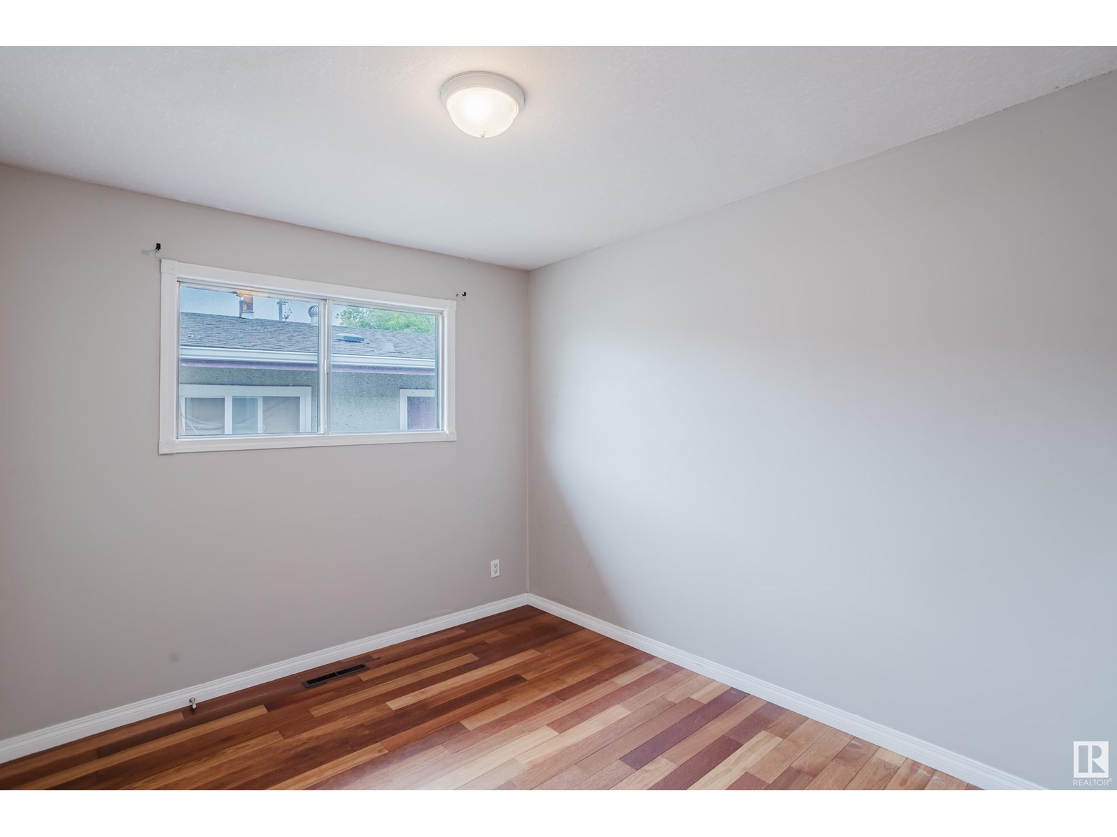 Single Family House Bungalow for Sale in   ST NW Edmonton 