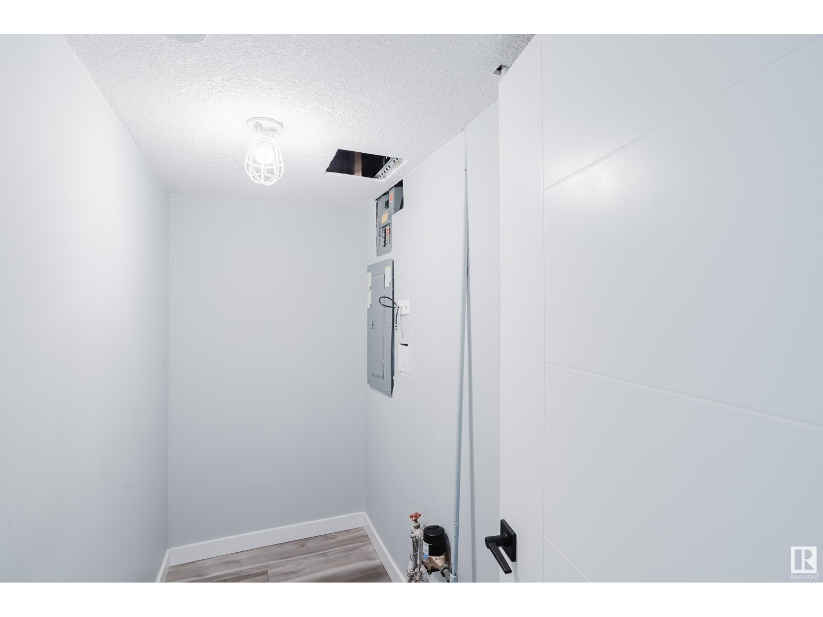 Single Family House Bungalow for Sale in   ST NW Edmonton 