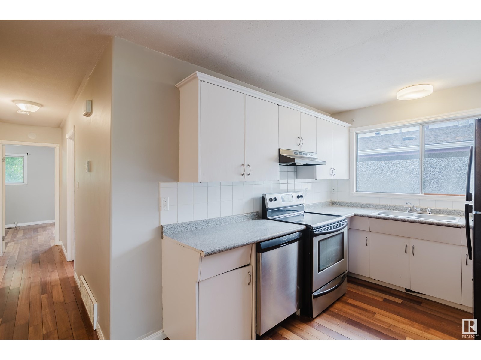 Single Family House Bungalow for Sale in   ST NW Edmonton 