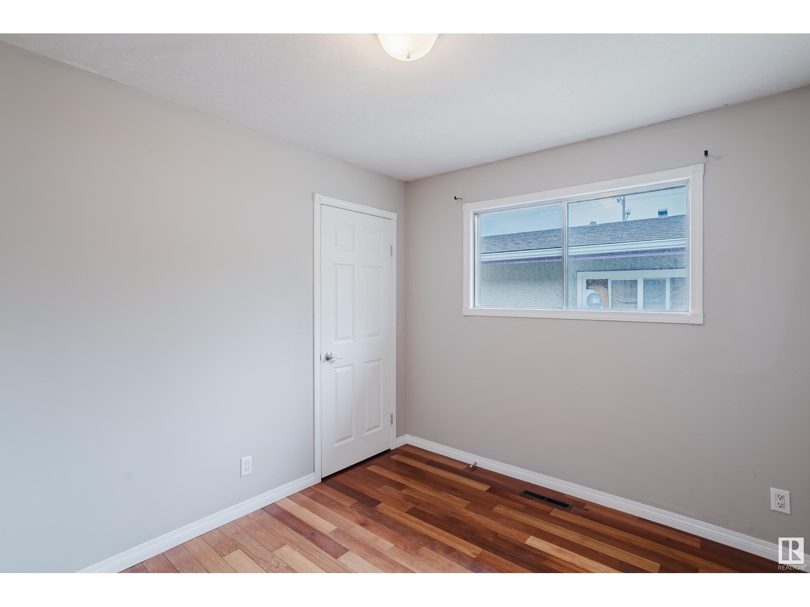 Single Family House Bungalow for Sale in   ST NW Edmonton 