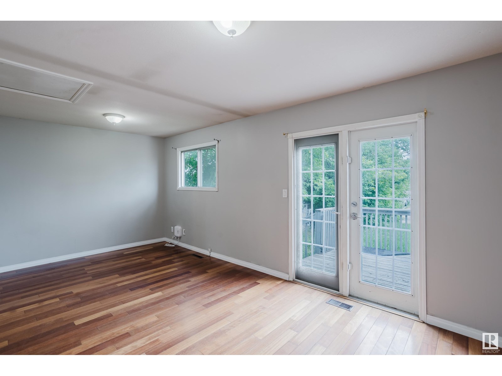 Single Family House Bungalow for Sale in   ST NW Edmonton 