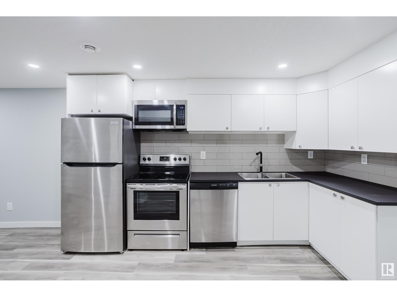 Single Family House Bungalow for Sale in   ST NW Edmonton 