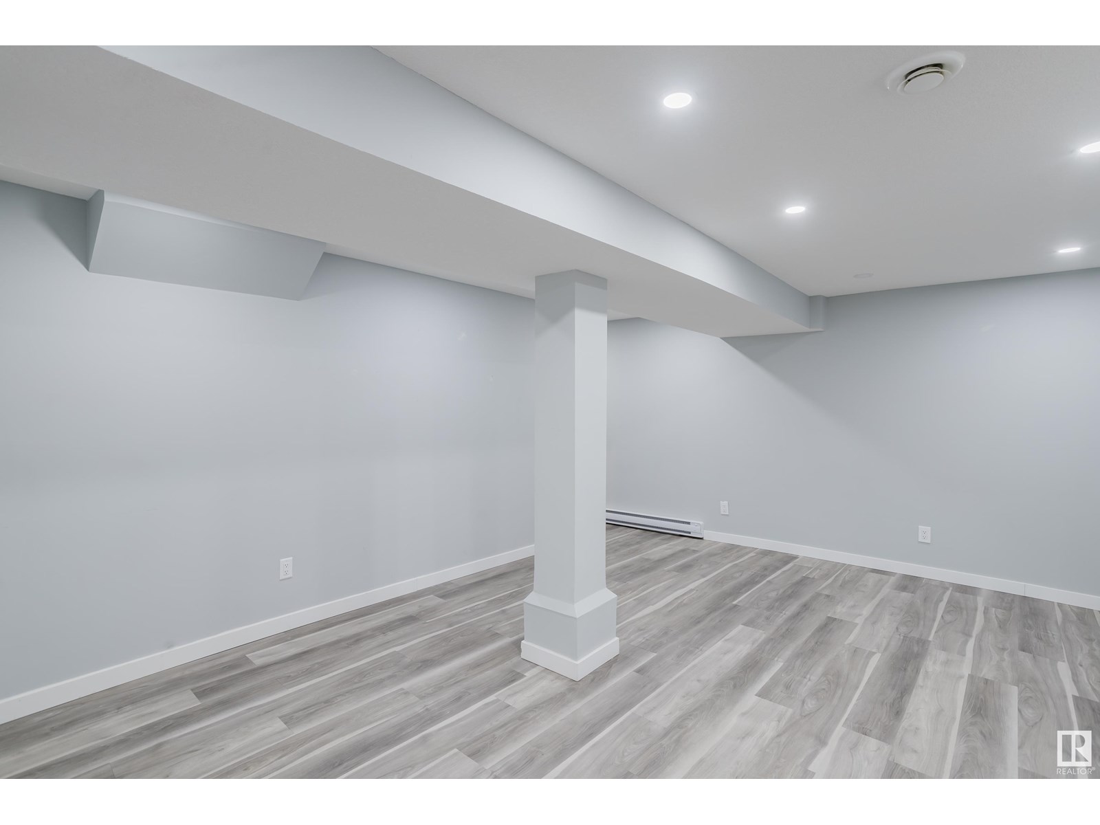 Single Family House Bungalow for Sale in   ST NW Edmonton 