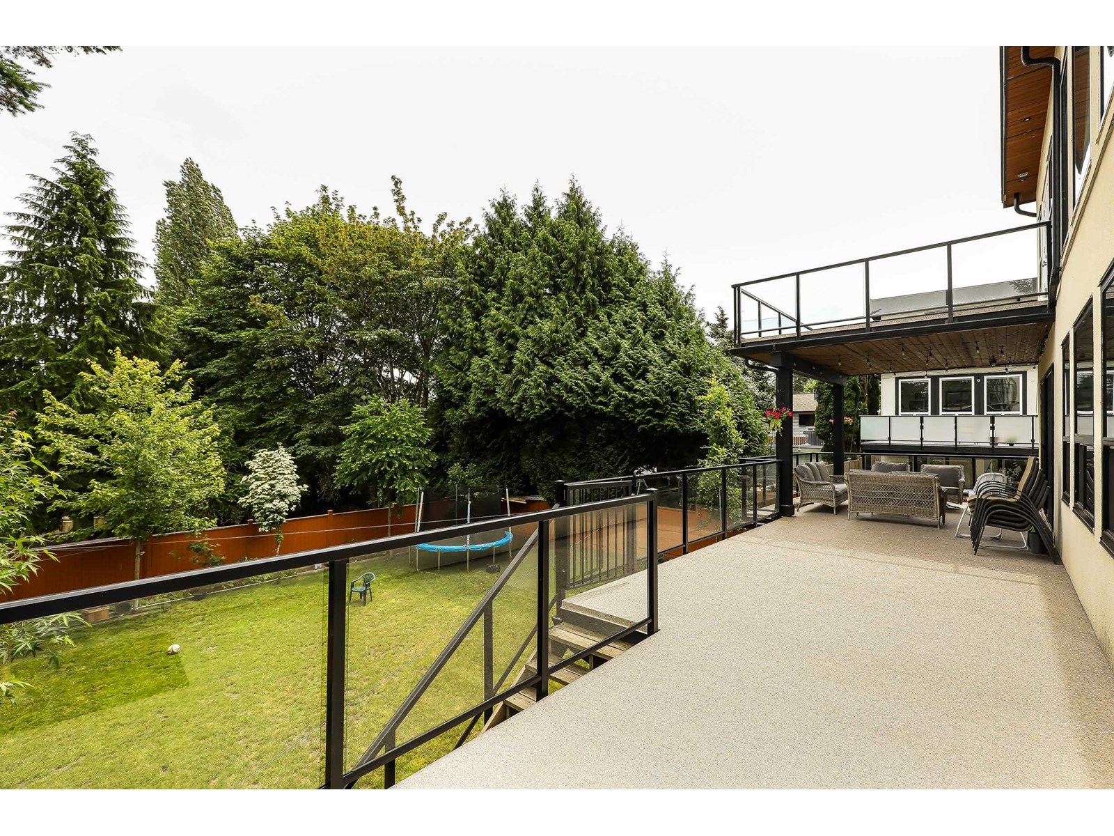 Photo 34 of 7822 Suncrest Drive, Surrey BC