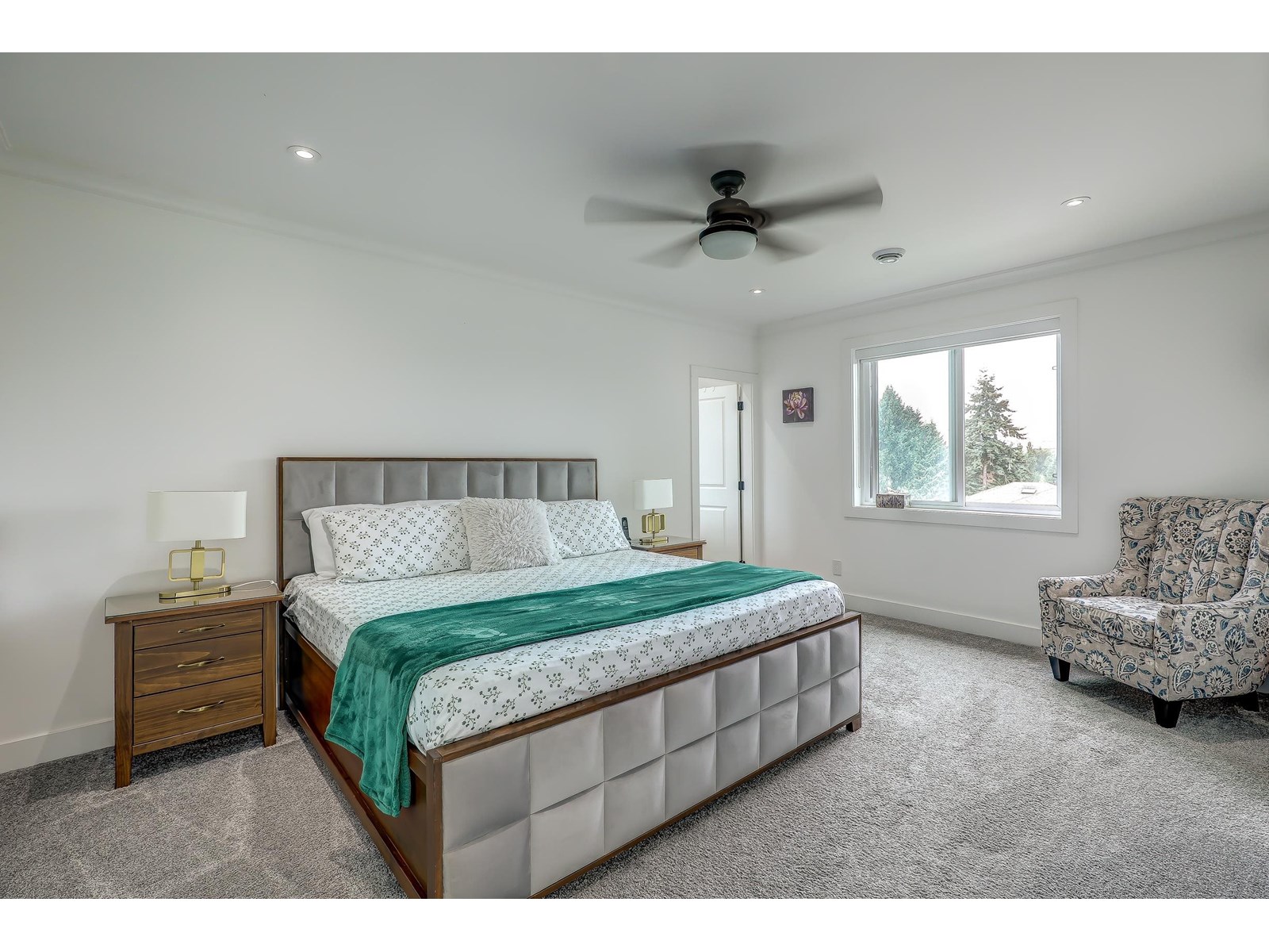 Photo 26 of 7822 Suncrest Drive, Surrey BC