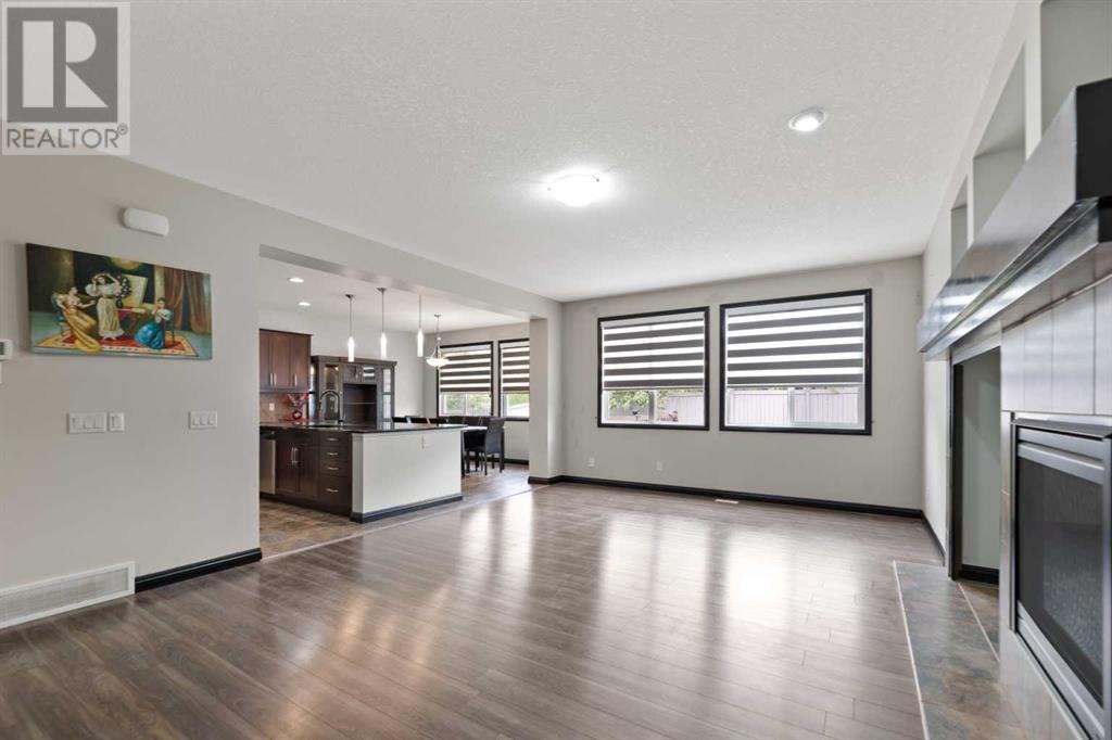 Single Family House for Sale in  Evanspark Circle NW Evanston Calgary 