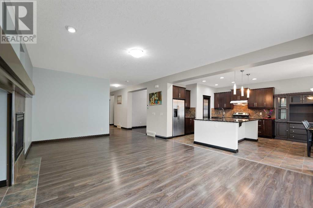 Single Family House for Sale in  Evanspark Circle NW Evanston Calgary 