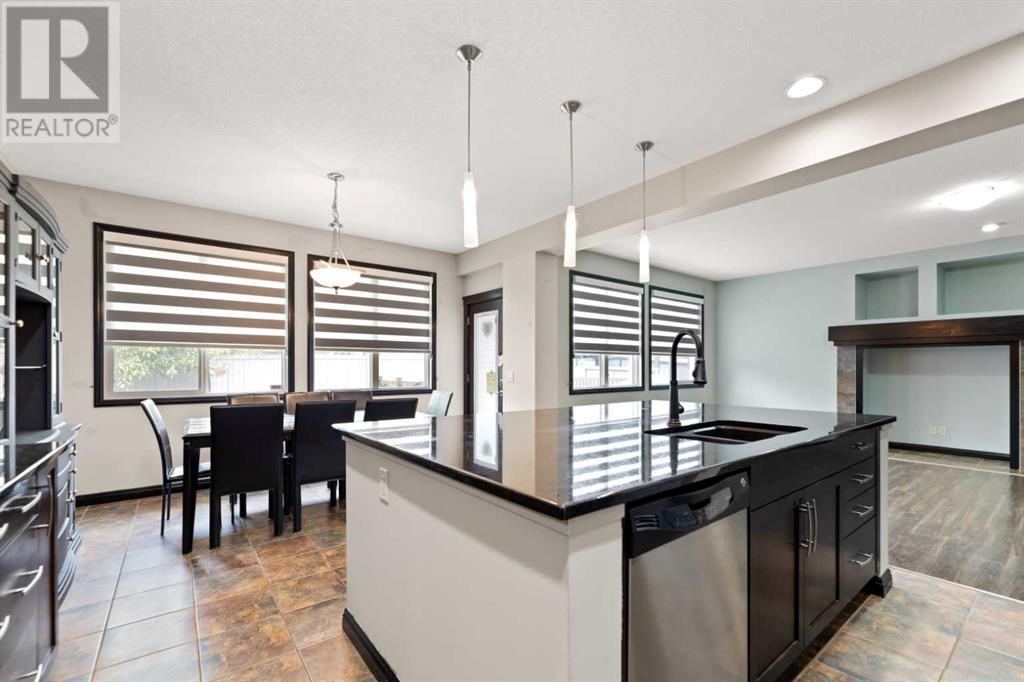 Single Family House for Sale in  Evanspark Circle NW Evanston Calgary 