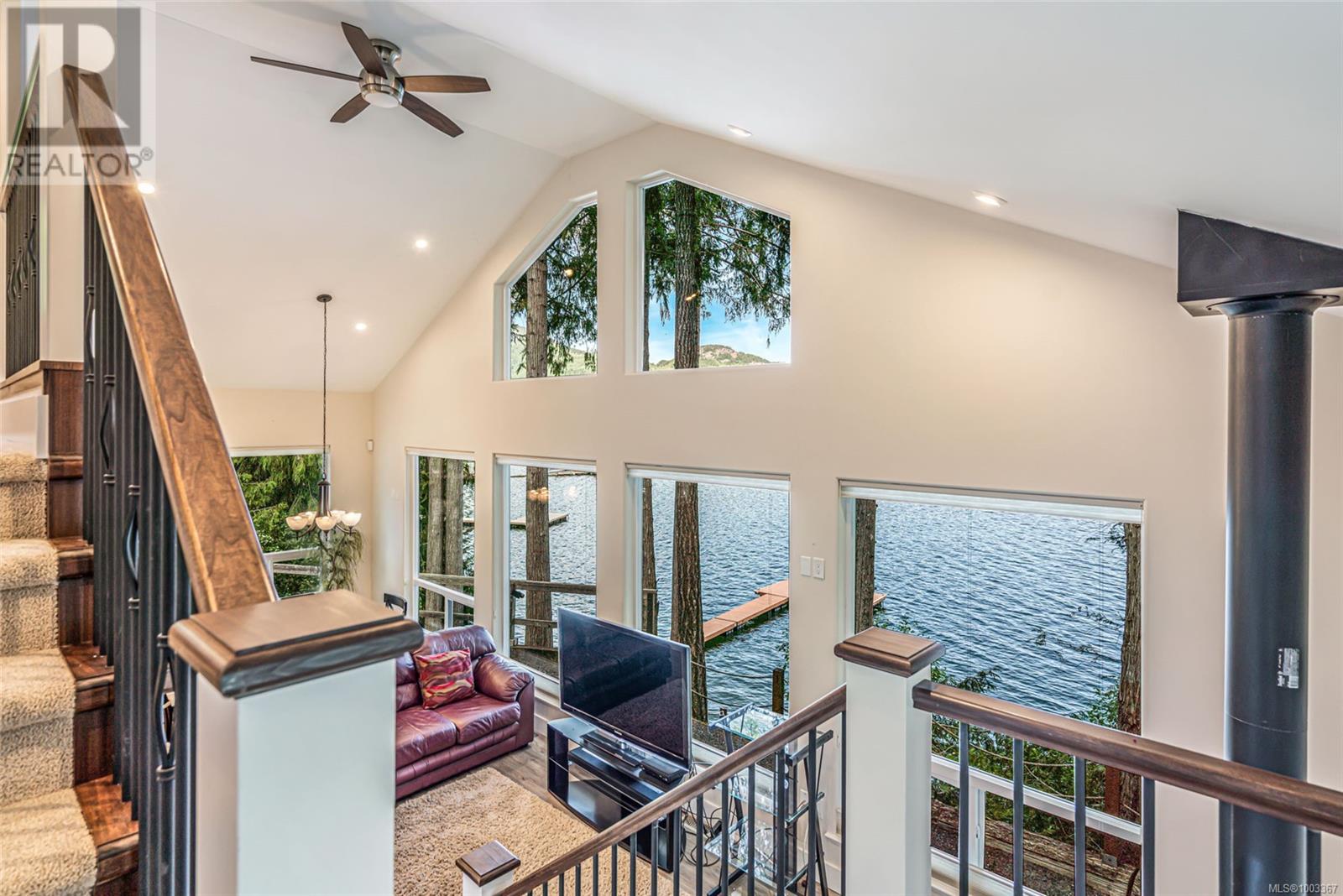 2270 South Lake Rd, Qualicum Beach