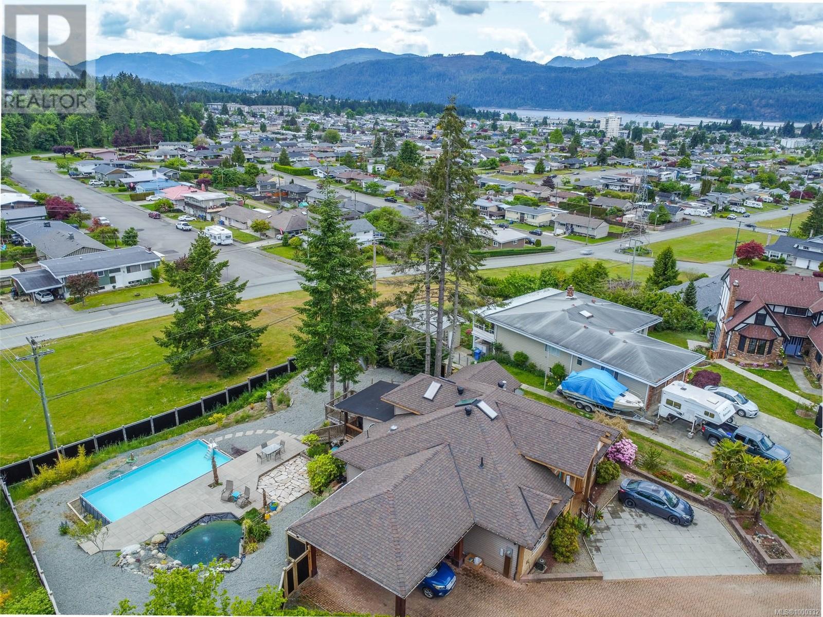 4101 Parkinson Pl, Port Alberni