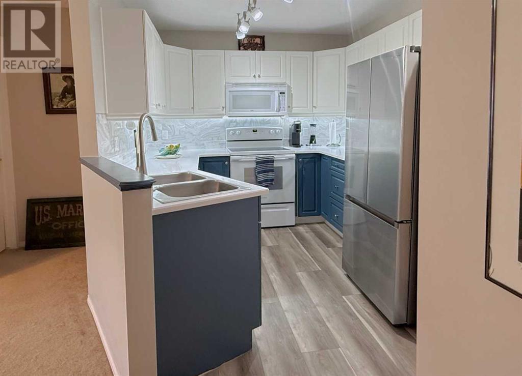 Single Family House for Sale in   Simcoe Boulevard SW Signal Hill Calgary 