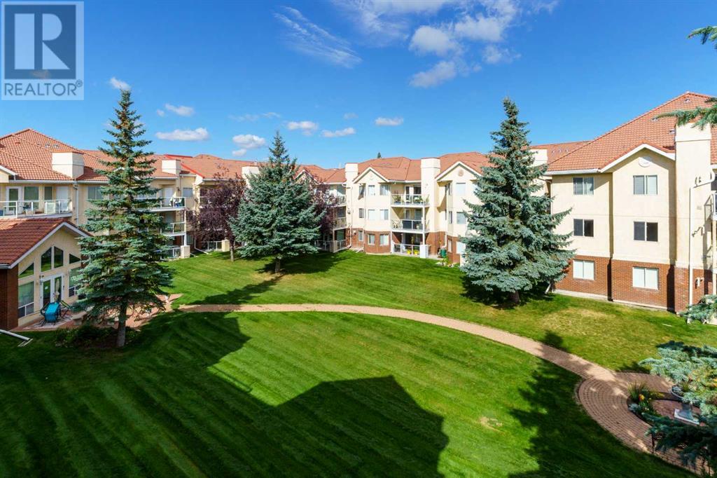 Single Family House for Sale in   Simcoe Boulevard SW Signal Hill Calgary 