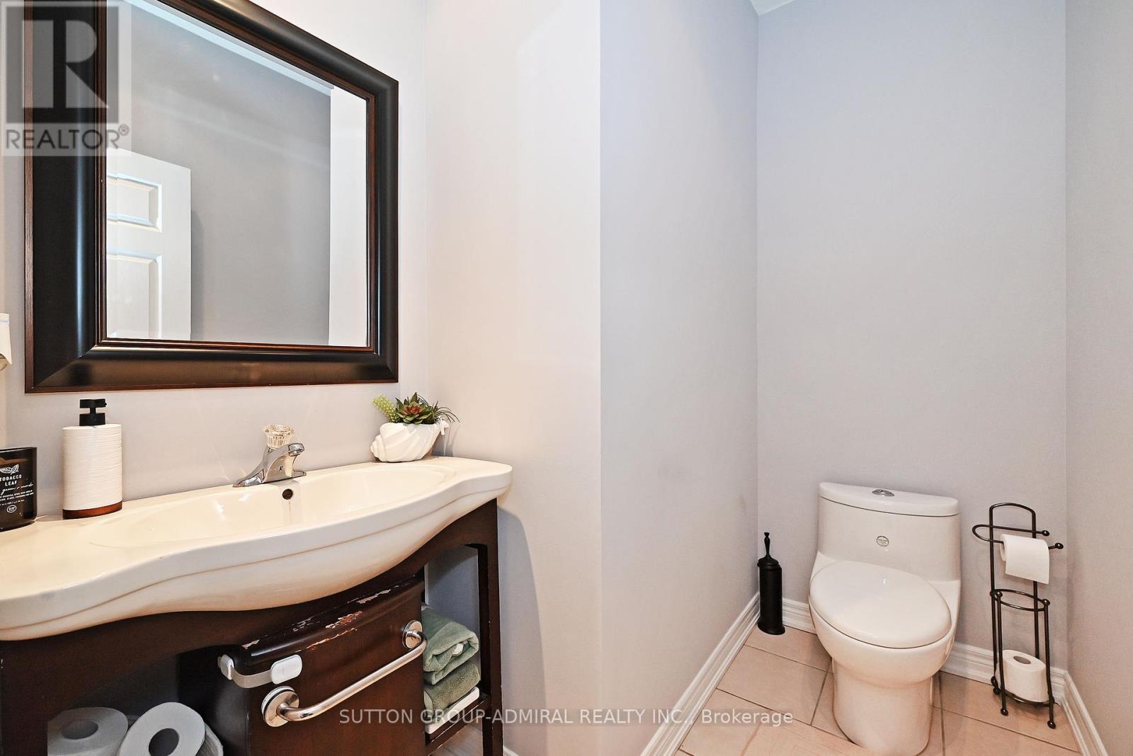 Single Family House for Sale in  SEABREEZE AVENUE Vaughan (Patterson) 