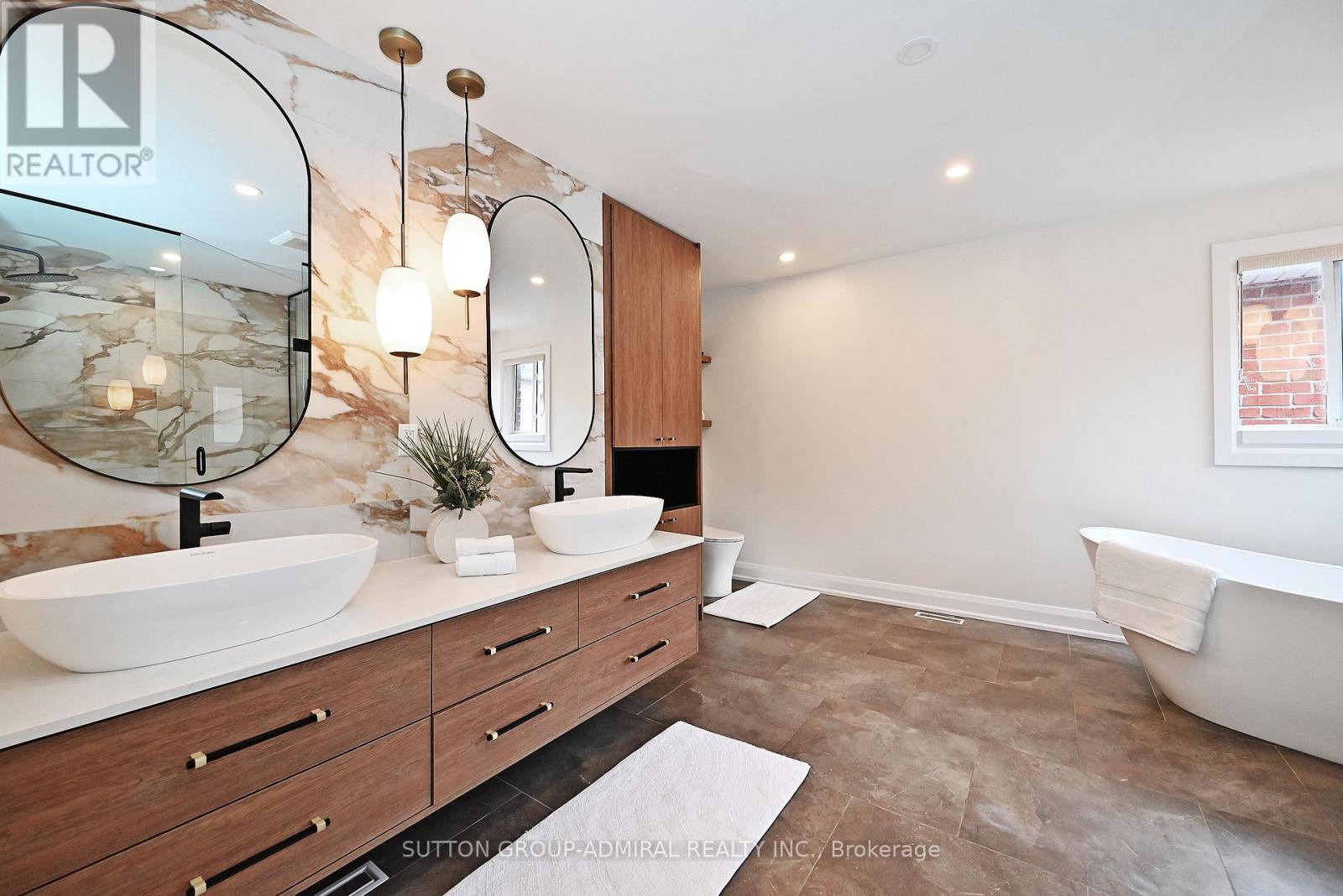 Single Family House for Sale in  SEABREEZE AVENUE Vaughan (Patterson) 