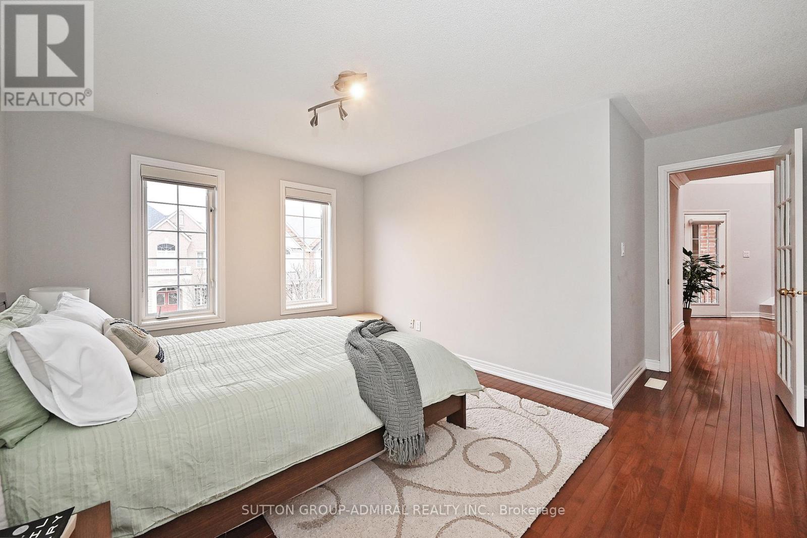 Single Family House for Sale in  SEABREEZE AVENUE Vaughan (Patterson) 