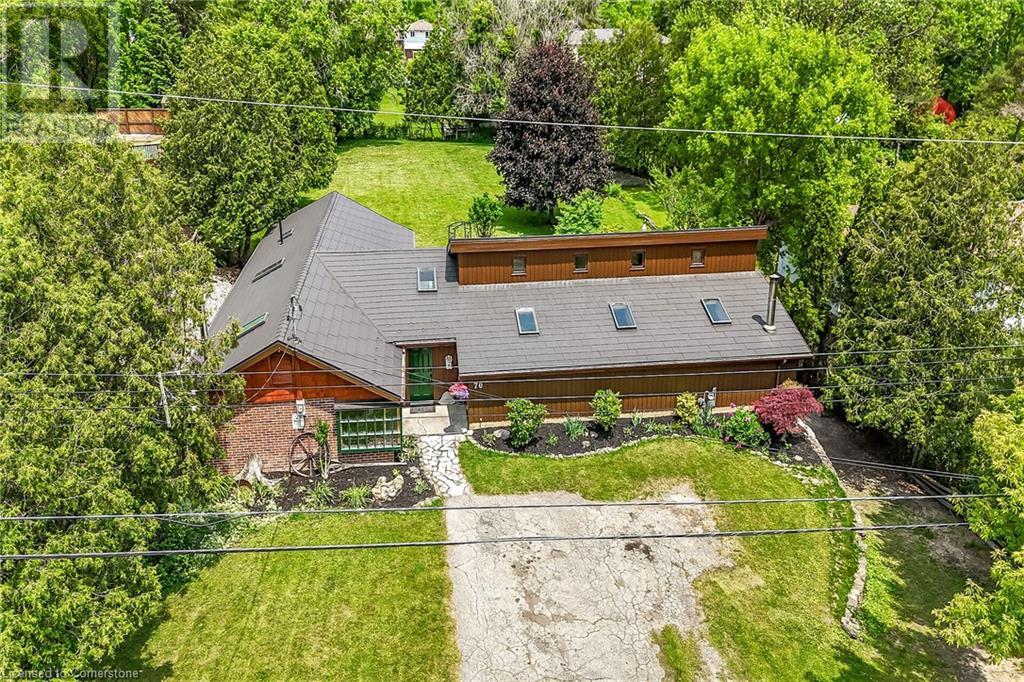 Photo 44 of 70 Home Street, Dundas ON