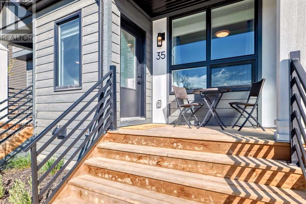 35 Silverton Glen Green SW, Calgary, Alberta