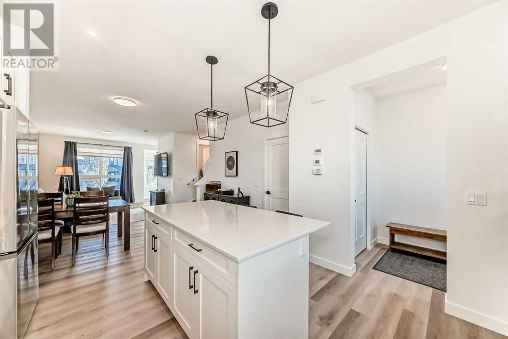 Single Family House for Sale in  Silverton Glen Green SW Silverado Calgary 