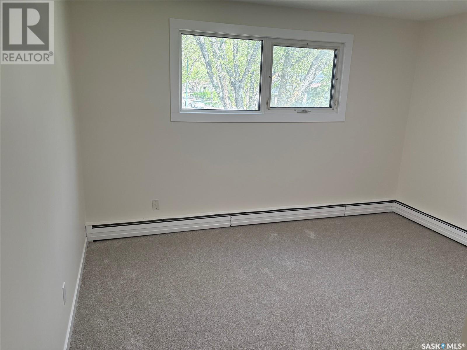 Photo 14 of 35 42 Spence Street, Regina SK