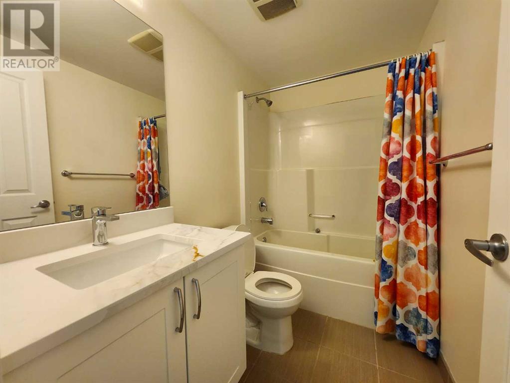 Single Family House for Sale in   Brentwood Common NW Brentwood Calgary 
