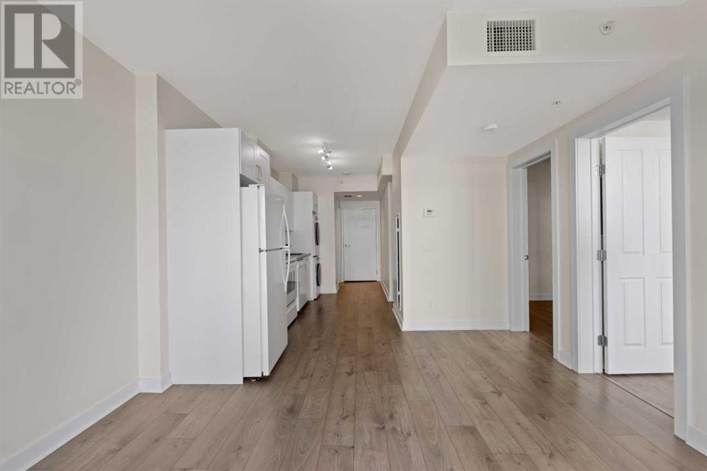 Single Family House for Sale in   Brentwood Common NW Brentwood Calgary 