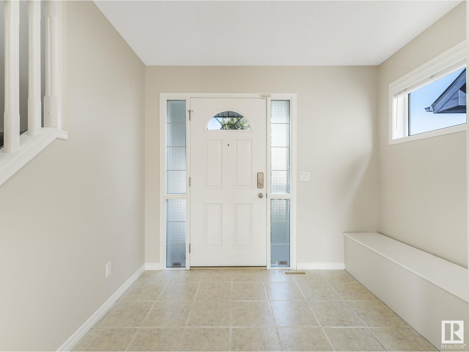 Photo 14 of 1135 112 St Sw, Edmonton AB