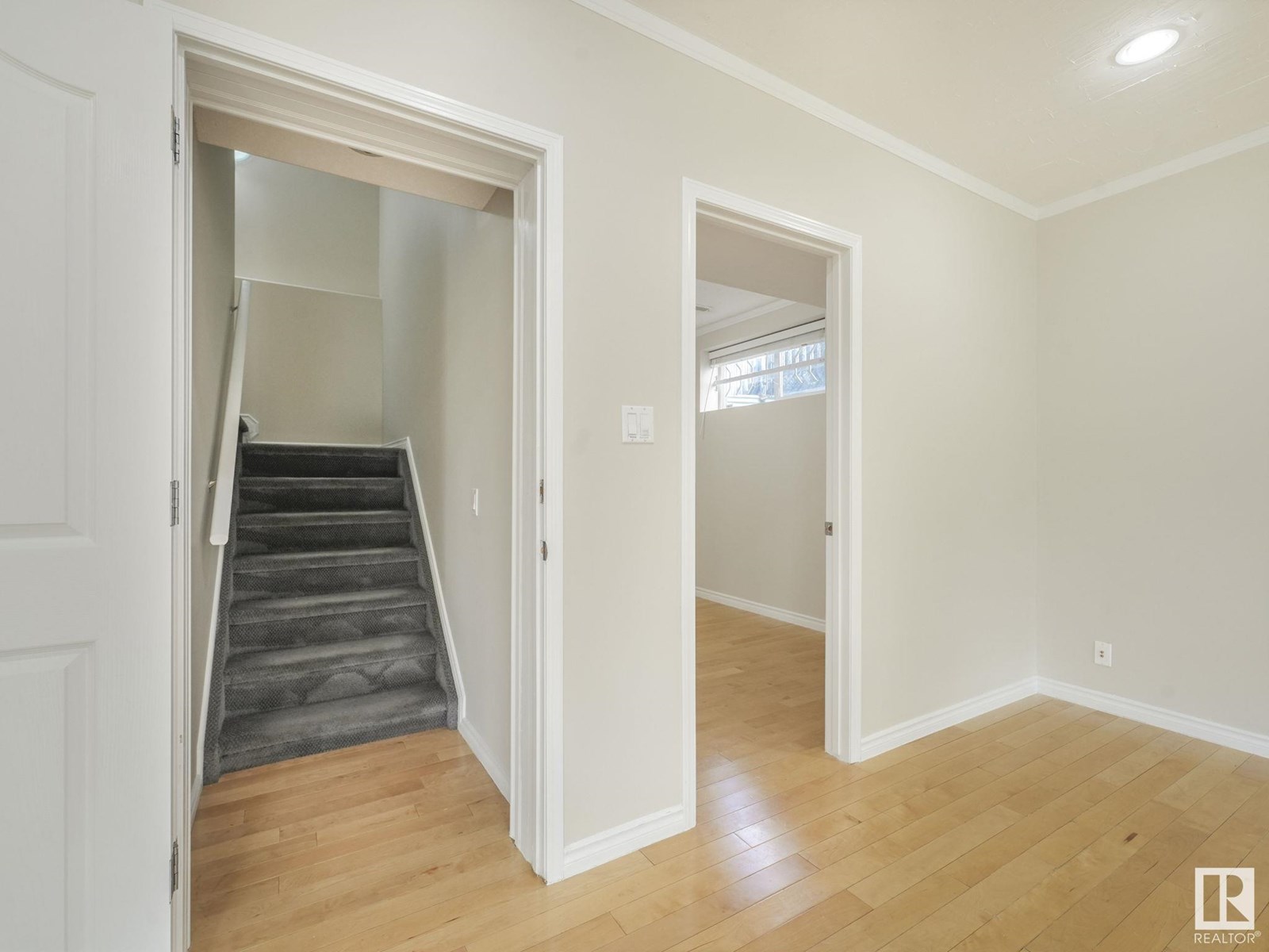 Photo 29 of 1135 112 St Sw, Edmonton AB