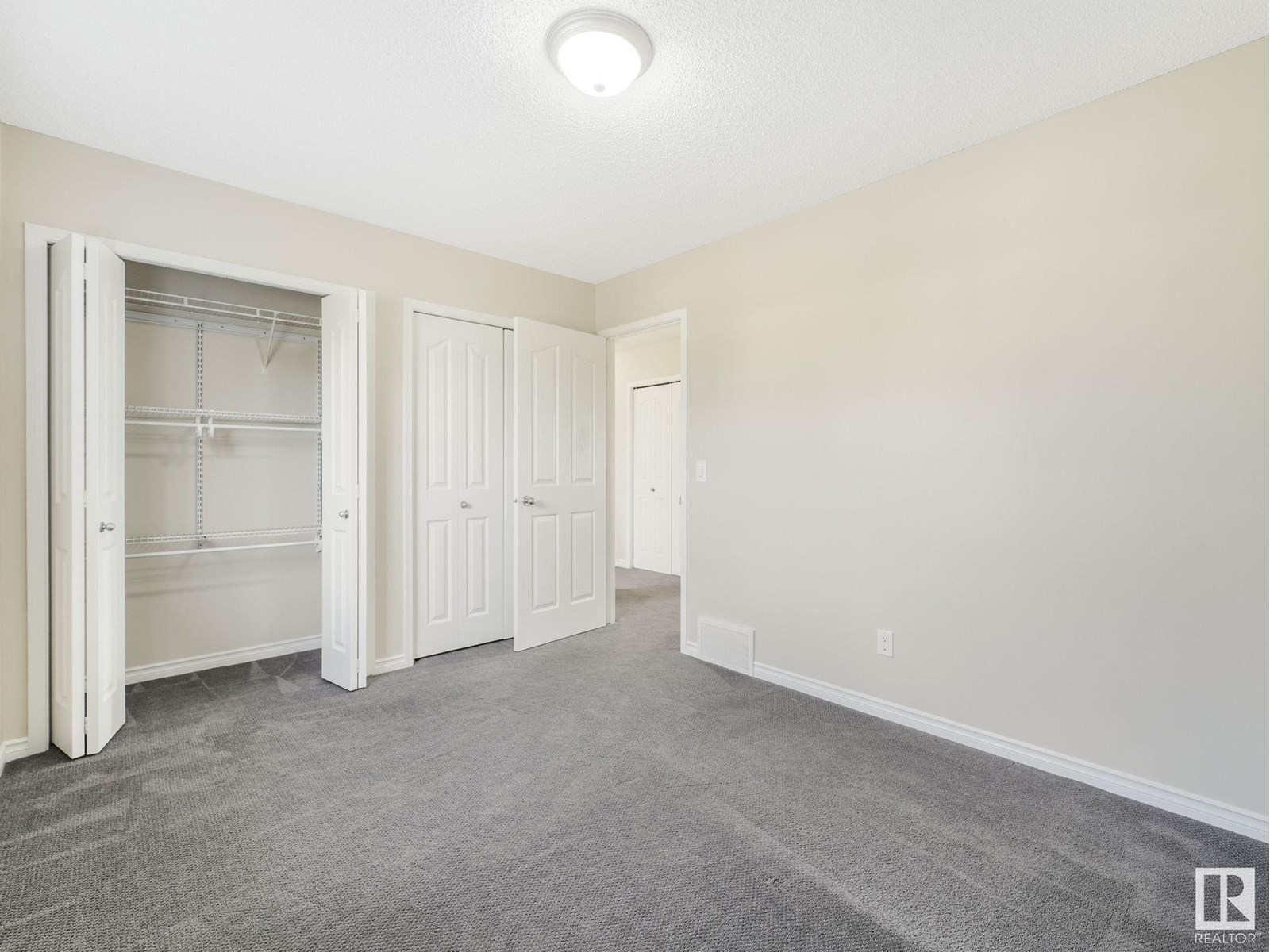 Photo 27 of 1135 112 St Sw, Edmonton AB