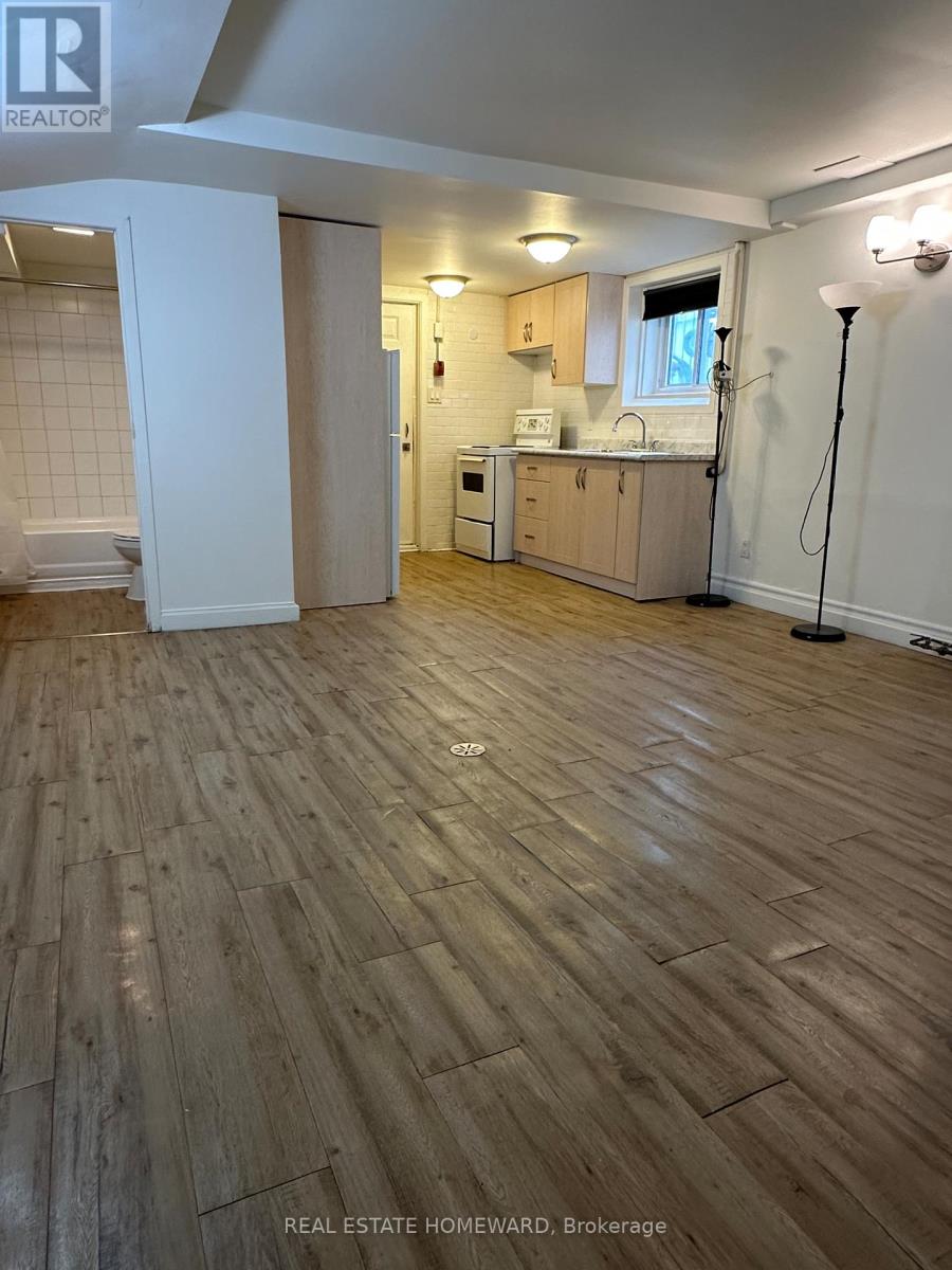 Multi-family House for Sale in    PHARMACY AVENUE Toronto (Oakridge) 