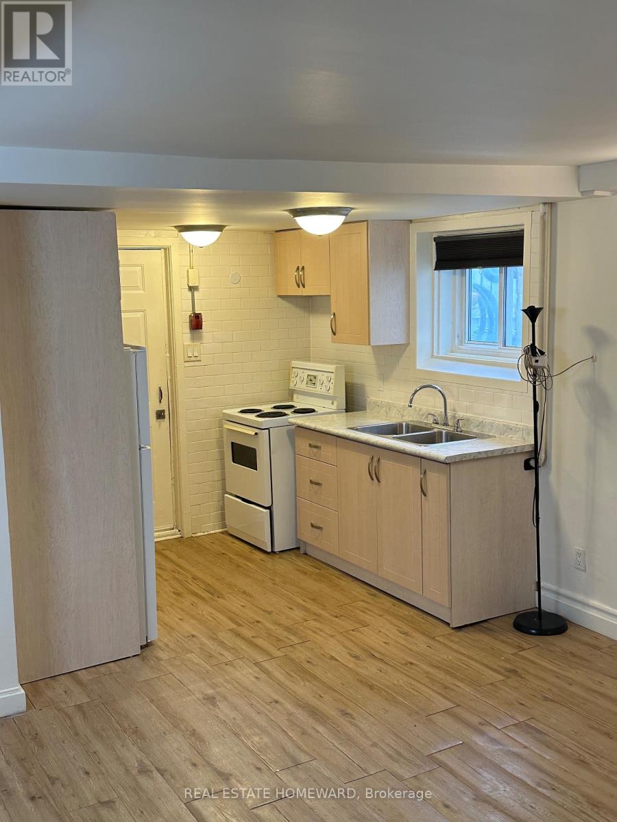 Multi-family House for Sale in    PHARMACY AVENUE Toronto (Oakridge) 
