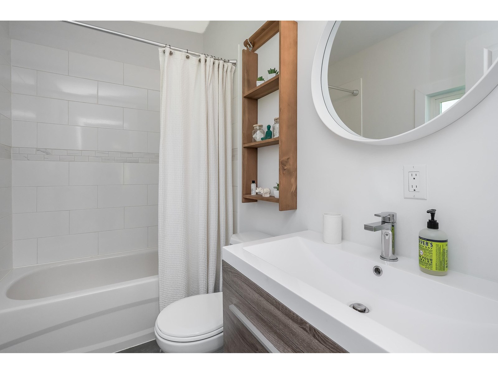 Photo 36 of 23659 53 A Avenue, Langley BC