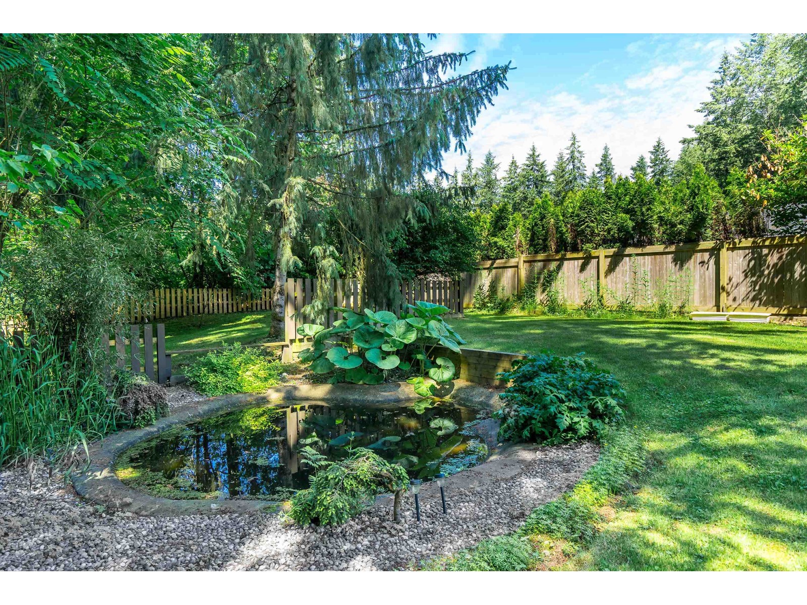 Photo 37 of 23659 53 A Avenue, Langley BC