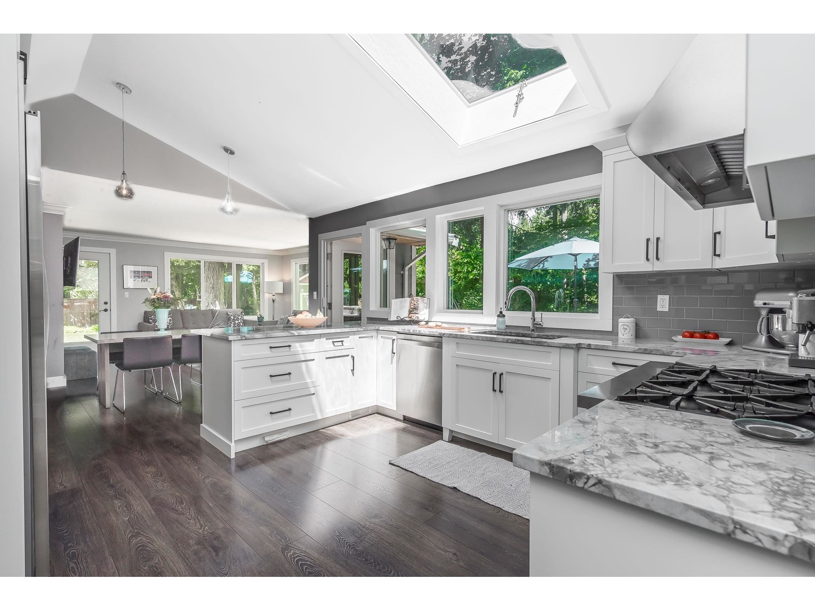 Photo 14 of 23659 53 A Avenue, Langley BC