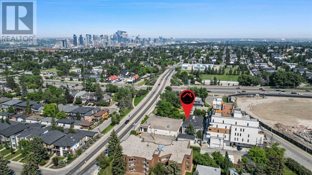 Single Family House for Sale in   A Street SW Richmond Calgary 