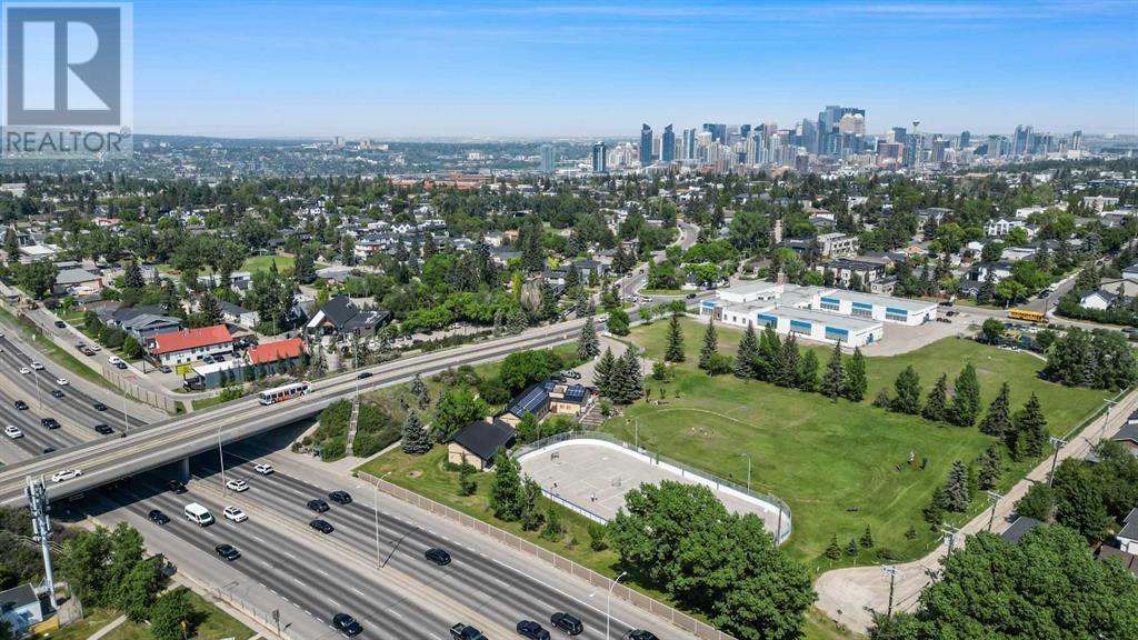 Single Family House for Sale in   A Street SW Richmond Calgary 