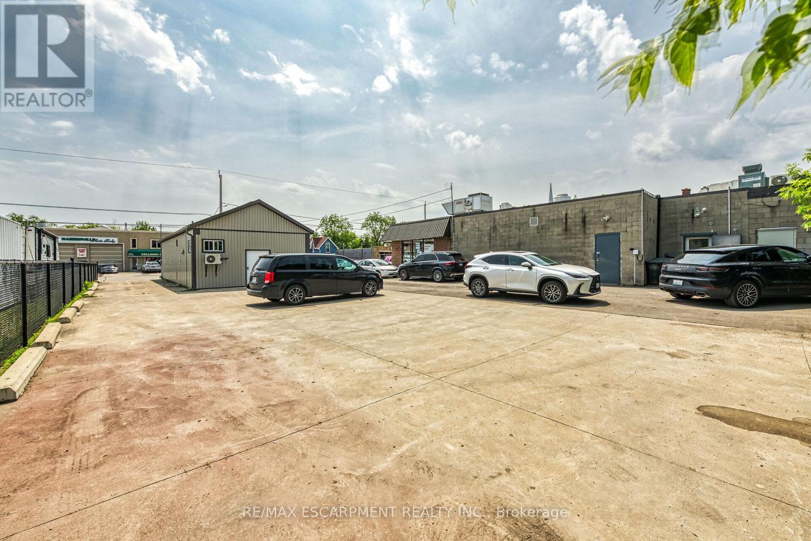 Photo 25 of 26 Main Street S, Haldimand ON