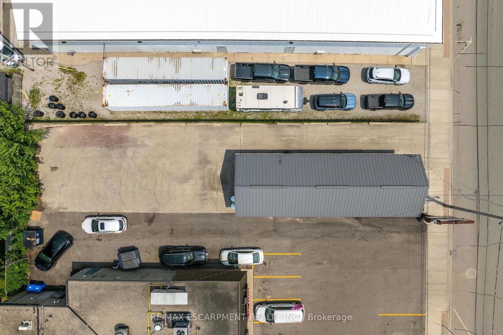 Photo 31 of 26 Main Street S, Haldimand ON