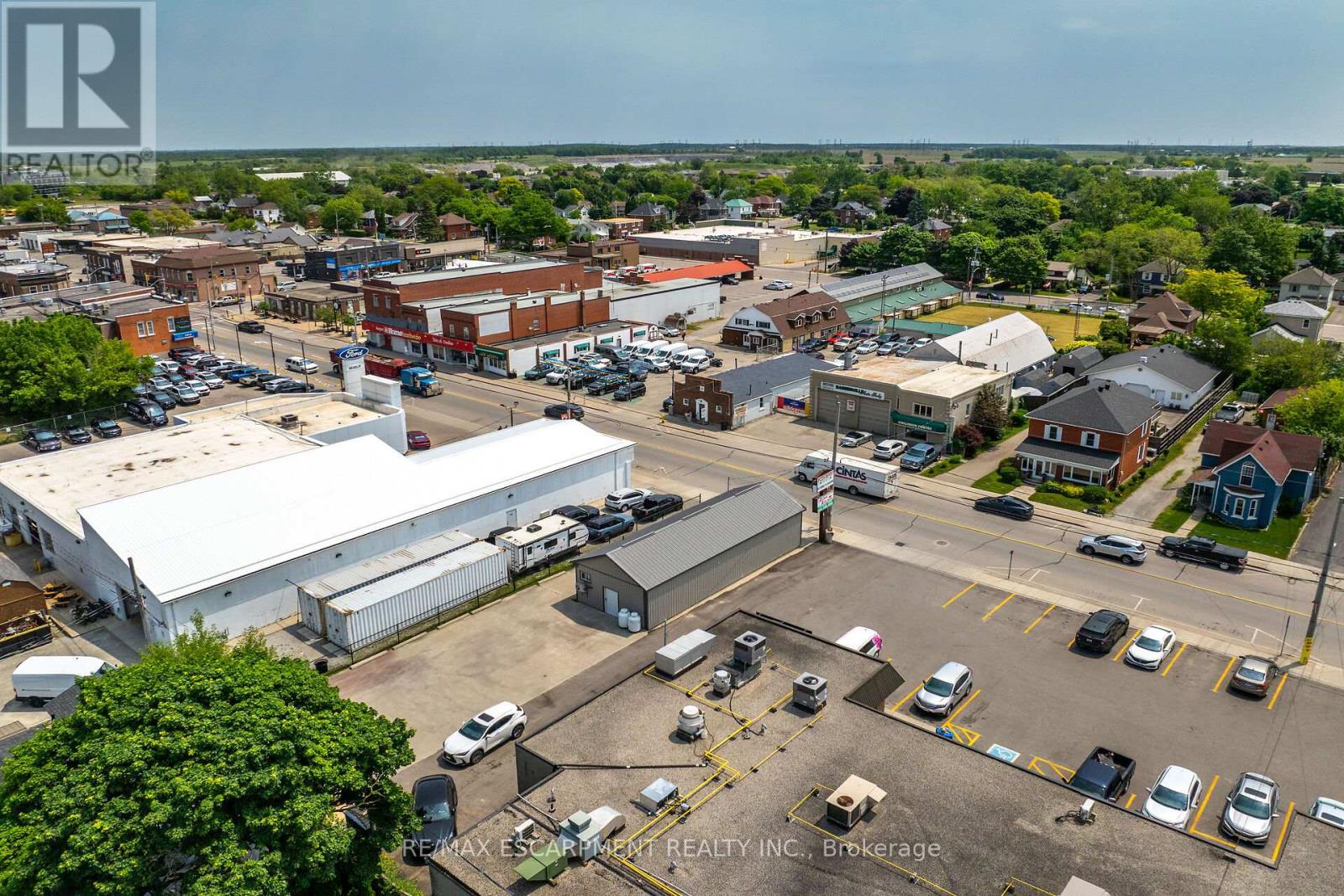 Photo 32 of 26 Main Street S, Haldimand ON