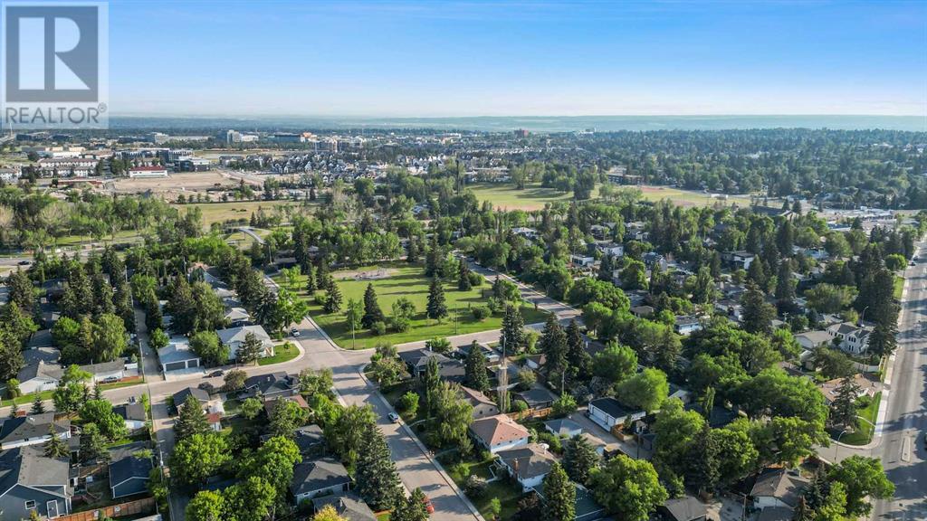 Single Family House for Sale in   A Street SW Richmond Calgary 