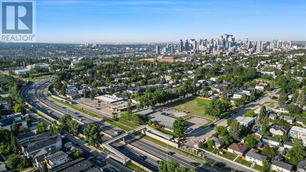 Single Family House for Sale in   A Street SW Richmond Calgary 