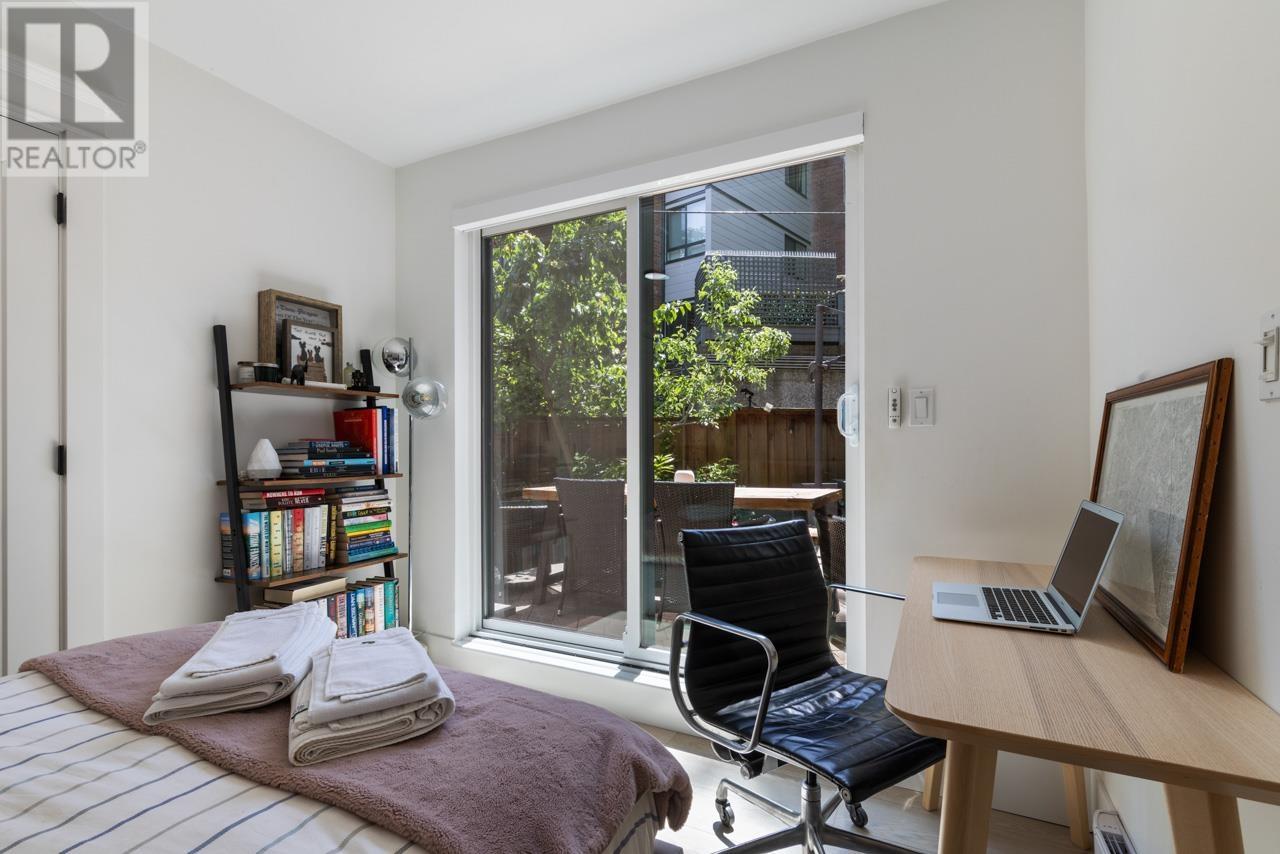 Photo 1 of 204 2410 Cornwall Avenue, Vancouver BC